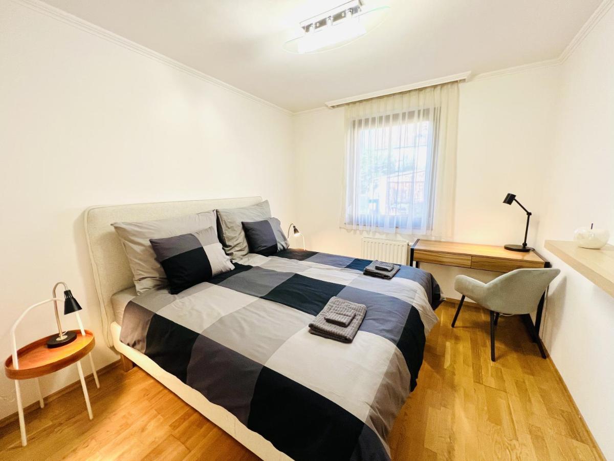 Villa Szofia Veszprem Apartments Buitenkant foto